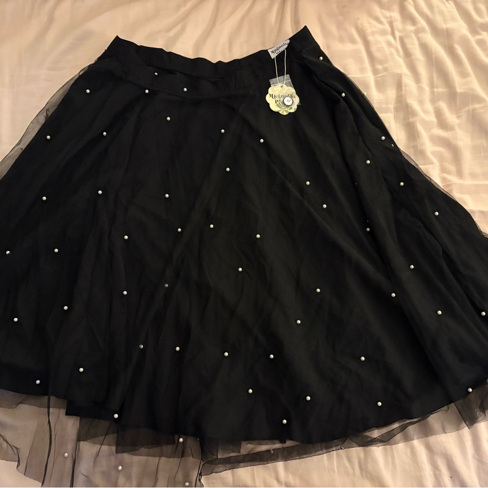 Magnolia Place Black & Faux Pearl Sally Swing Skirt - XL/14. NWT.